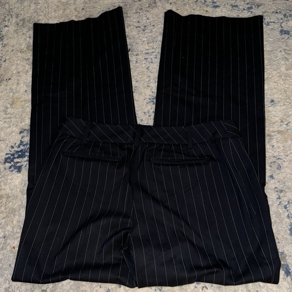 Ann Taylor black white pin stripes Sz 6 flat front straight pants slacks - Picture 4 of 6